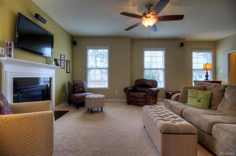 225 Wallingham Dr, Midlothian, VA 23114 photo 3