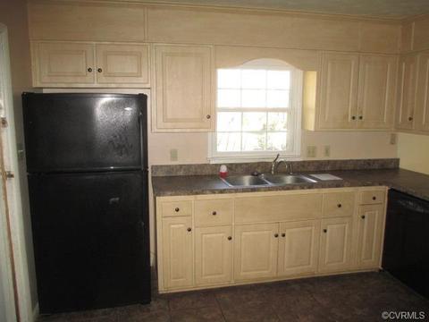104 Saint Paul Ct, Hampton, VA 23666 photo 9