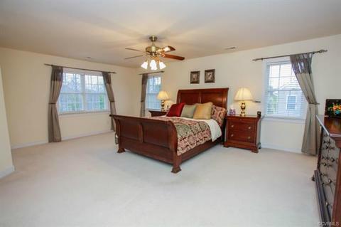 913 Roll Dr, Midlothian, VA 23114 photo 14