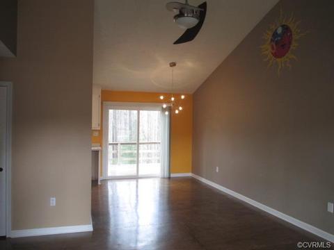 3884 Stream Dr, Gloucester, VA 23061 photo 4