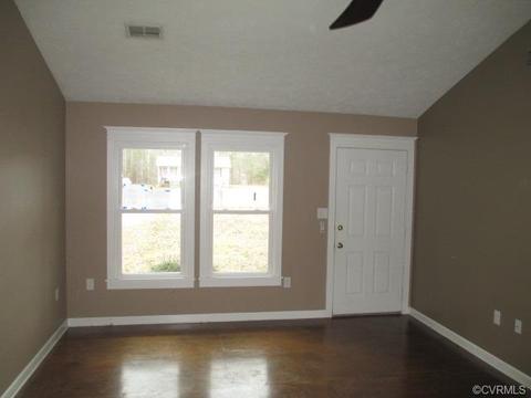 3884 Stream Dr, Gloucester, VA 23061 photo 5
