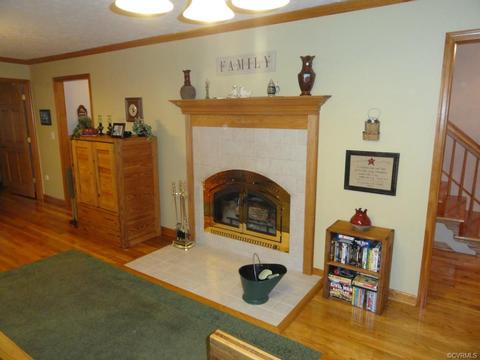 5816 Troy Ln, Sutherland, VA 23885 photo 9