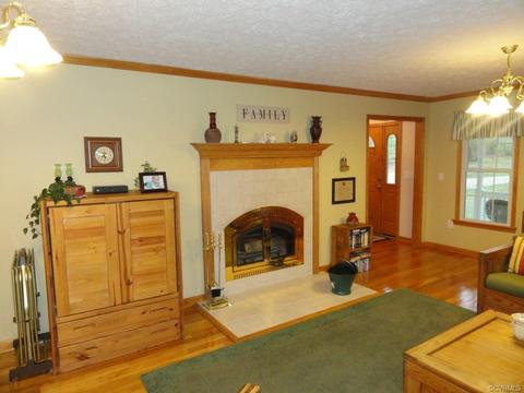 5816 Troy Ln, Sutherland, VA 23885 photo 11
