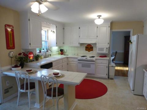 2111 Conte Dr, Midlothian, VA 23113 photo 7