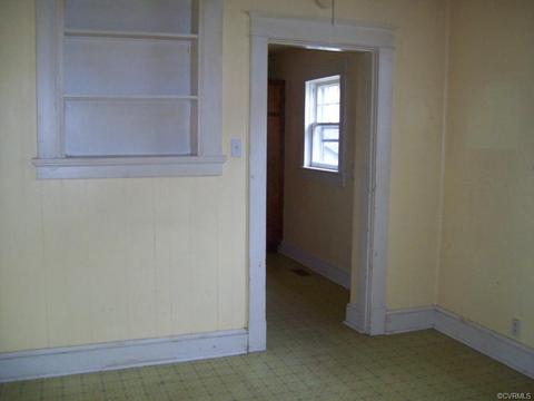 705 Powell St, Crewe, VA 23930 photo 13