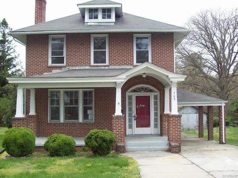 705 Powell St, Crewe, VA 23930 photo 1