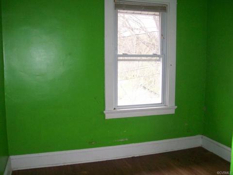 705 Powell St, Crewe, VA 23930 photo 21