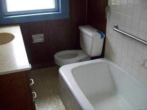 705 Powell St, Crewe, VA 23930 photo 19