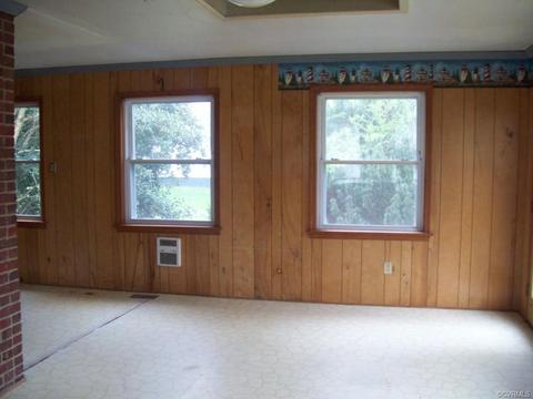 705 Powell St, Crewe, VA 23930 photo 17