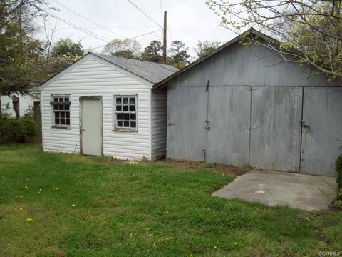 705 Powell St, Crewe, VA 23930 photo 7