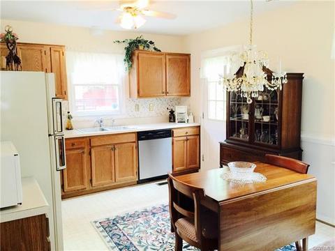2960 Speeks Dr, Midlothian, VA 23112 photo 4
