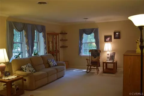 9420 Gum Fork Rd, Midlothian, VA 23112 photo 4