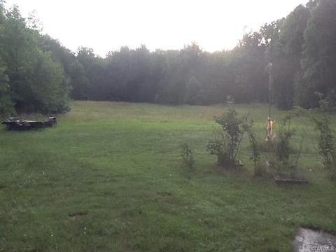 3600 Brandons Bluff Ct, Sandy Hook, VA 23153 photo 9