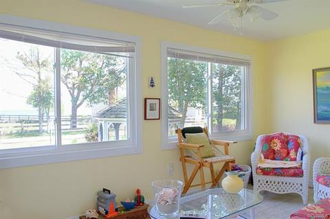 55 Riverside Dr, Deltaville, VA 23043 photo 2