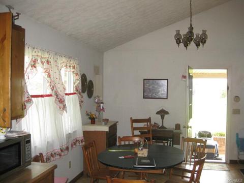 1067 Unity Rd, Kenbridge, VA 23944 photo 15