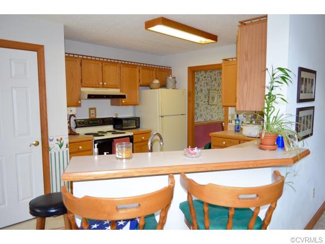 14357 Warwick Hill Rd, Petersburg, VA 23805 photo 3