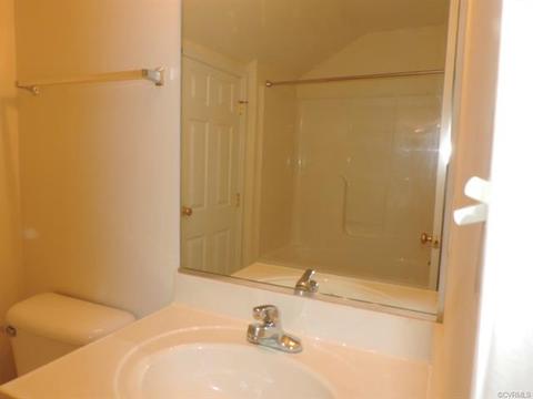 637 Krim Point Loop, Midlothian, VA 23114 photo 16