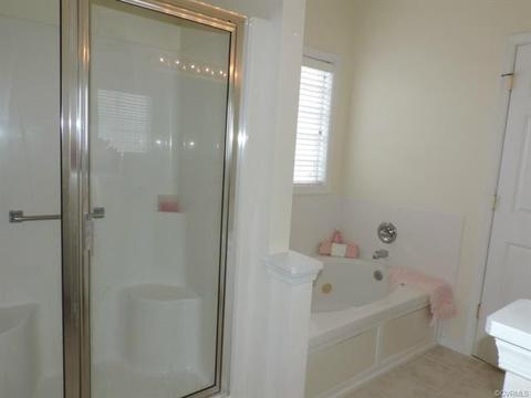 637 Krim Point Loop, Midlothian, VA 23114 photo 10
