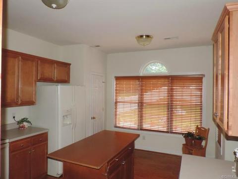 637 Krim Point Loop, Midlothian, VA 23114 photo 6