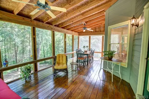2410 Robert E Lee Rd, Powhatan, VA 23139 photo 14