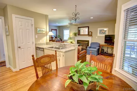 2410 Robert E Lee Rd, Powhatan, VA 23139 photo 8