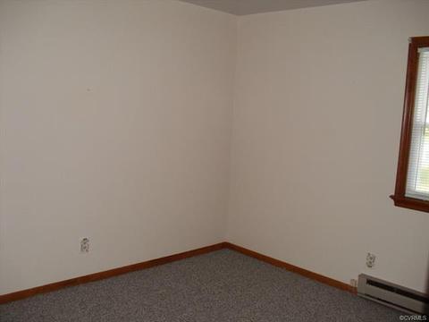 302 Devonshire Dr, Aylett, VA 23009 photo 5
