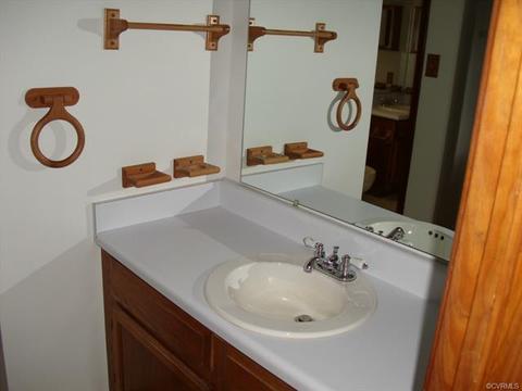 302 Devonshire Dr, Aylett, VA 23009 photo 8