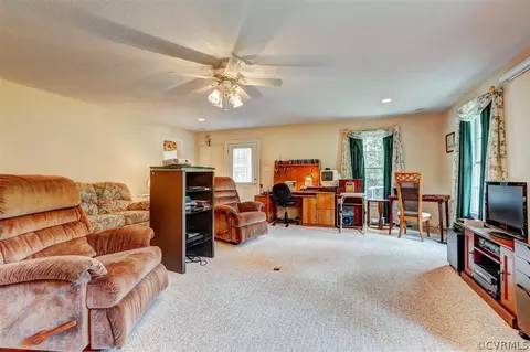 2709 Oxford Dr, Sutherland, VA 23885 photo 13