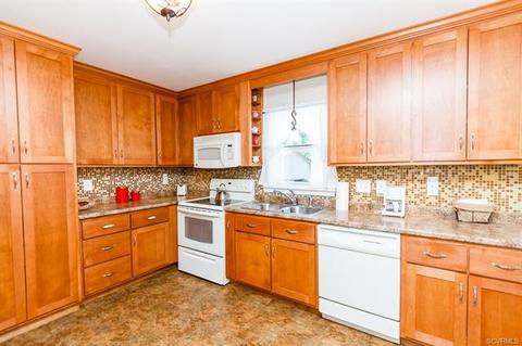 11300 Eagle Point Rd, Chester, VA 23831 photo 6