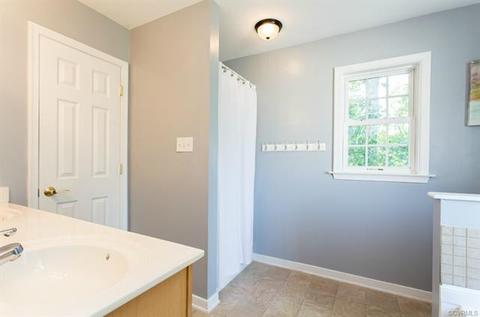 5913 Walking Path Ln, Midlothian, VA 23112 photo 13