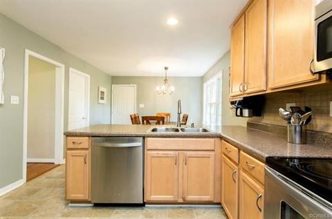 5913 Walking Path Ln, Midlothian, VA 23112 photo 5