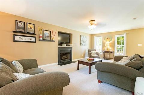 5913 Walking Path Ln, Midlothian, VA 23112 photo 3