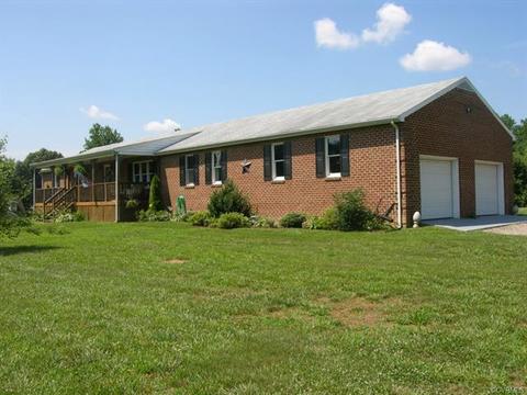 5120 Hart Rd, Sutherland, VA 23885 photo 2