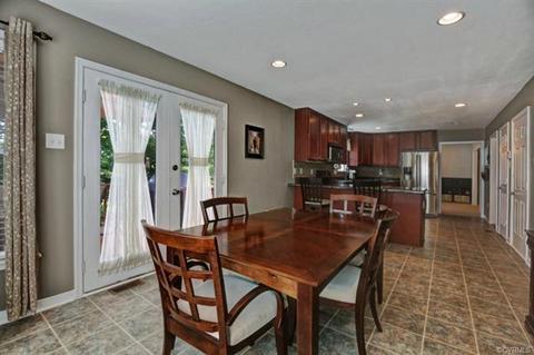 6048 Walking Path Ln, Midlothian, VA 23112 photo 11