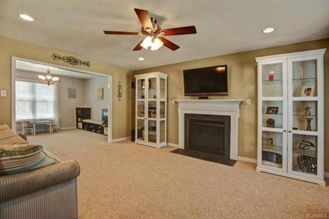 6048 Walking Path Ln, Midlothian, VA 23112 photo 4