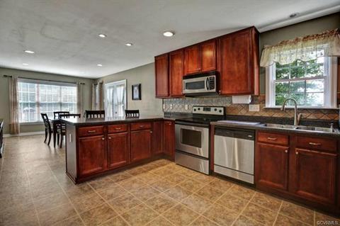 6048 Walking Path Ln, Midlothian, VA 23112 photo 7