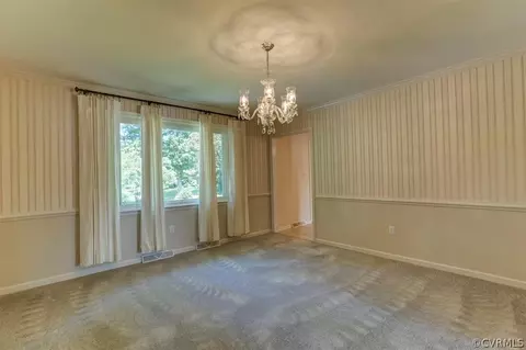 2807 Oxford Dr, Sutherland, VA 23885 photo 6