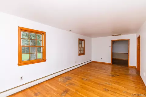 7433 River Rd, Hanover, VA 23069 photo 5