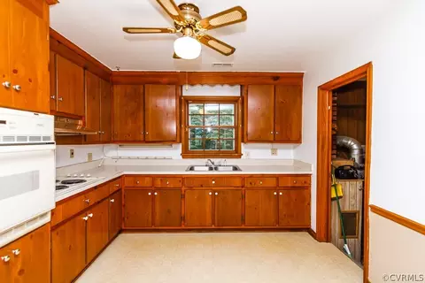 7433 River Rd, Hanover, VA 23069 photo 9