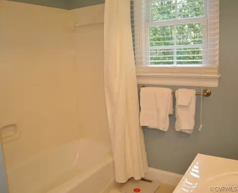 2828 Sandy Hills Dr, Sandy Hook, VA 23153 photo 14