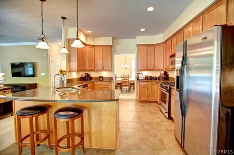 8317 E Harrison Ct, Fredericksburg, VA 22407 photo 7