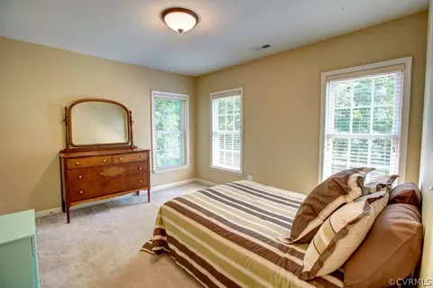 8317 E Harrison Ct, Fredericksburg, VA 22407 photo 15