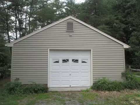 297 Mallard Dr, Hardyville, VA 23070 photo 3