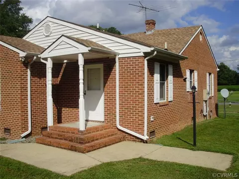 17110 Mckenney Ave, Dewitt, VA 23840 photo 2