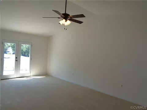 4901 Parrish Branch Rd, Midlothian, VA 23112 photo 5