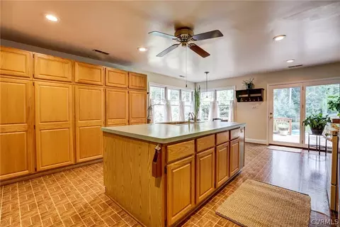 10415 Apache Rd, Richmond, VA 23235 photo 15