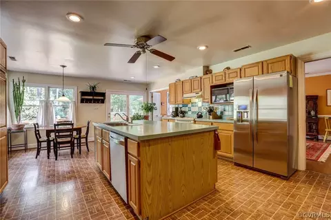 10415 Apache Rd, Richmond, VA 23235 photo 14