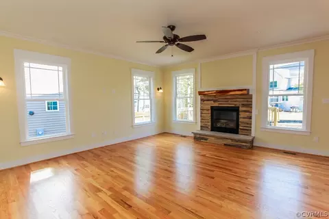 3219 Barkham Dr, Midlothian, VA 23112 photo 8