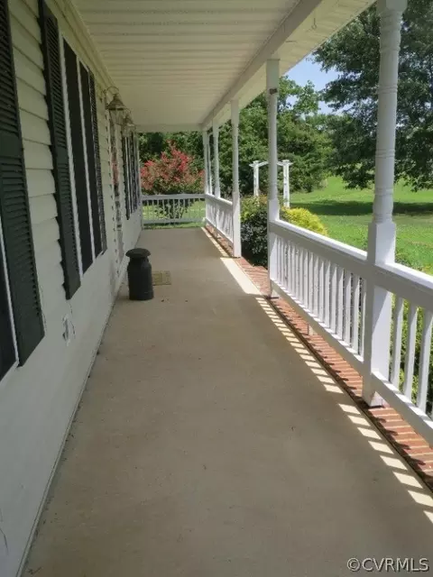 103 Sandy Ln, Rice, VA 23966 photo 4