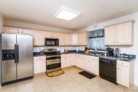 3924 Walmsley Blvd, Richmond, VA 23234 photo 6